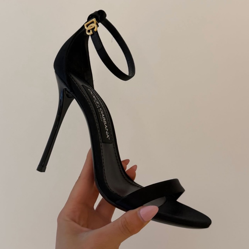 New Dolce & Gabbana Black Satin Stiletto Sandals
